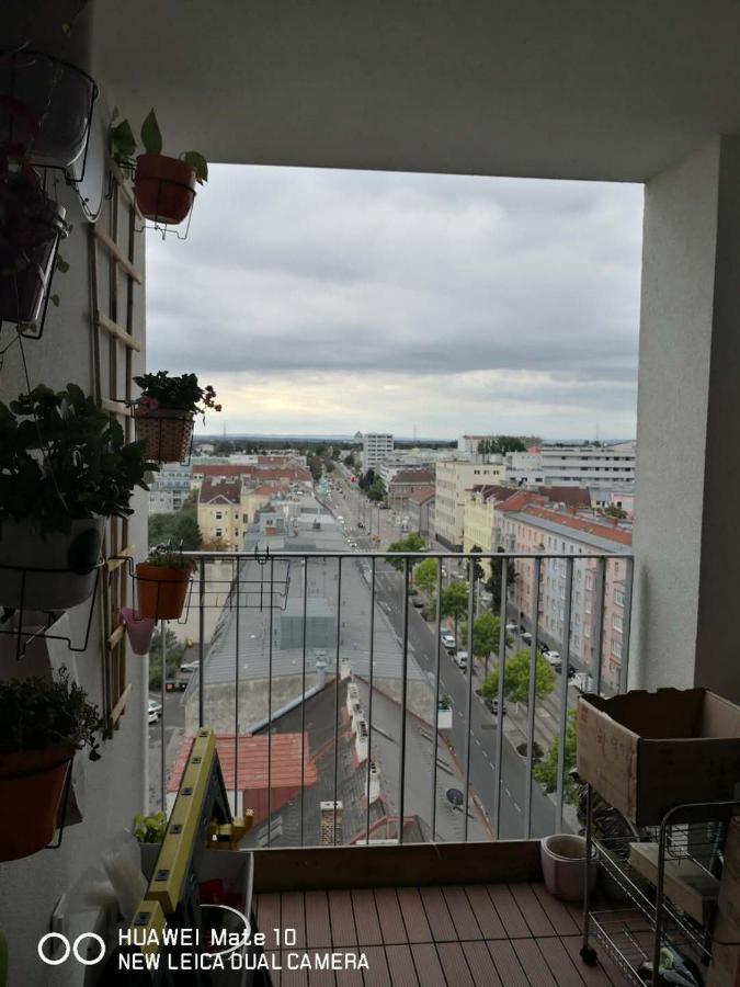 Modern Apartment Bei U Bahn Simmering Wien Ngoại thất bức ảnh