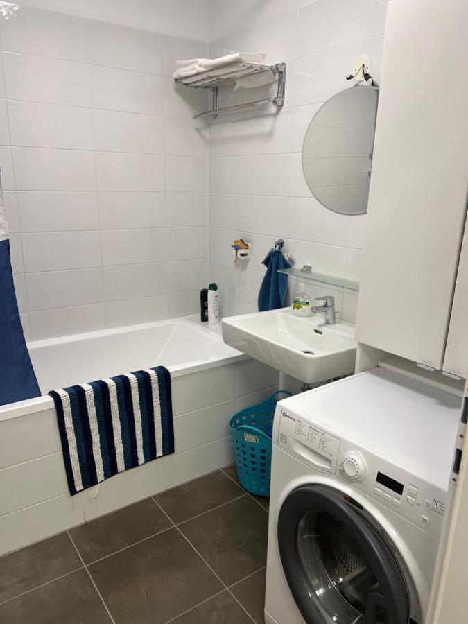 Modern Apartment Bei U Bahn Simmering Wien Ngoại thất bức ảnh